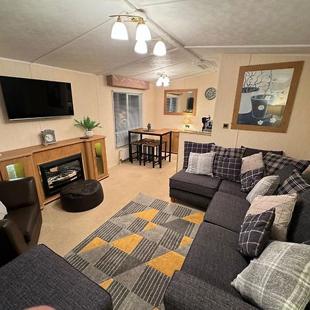Millfields Holiday Park - The Balmoral - Coastal Caravan Breaks Инголдмелс Екстериор снимка