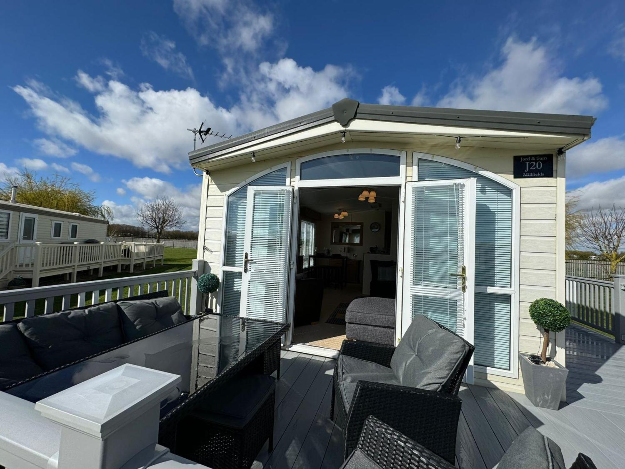Millfields Holiday Park - The Balmoral - Coastal Caravan Breaks Инголдмелс Екстериор снимка