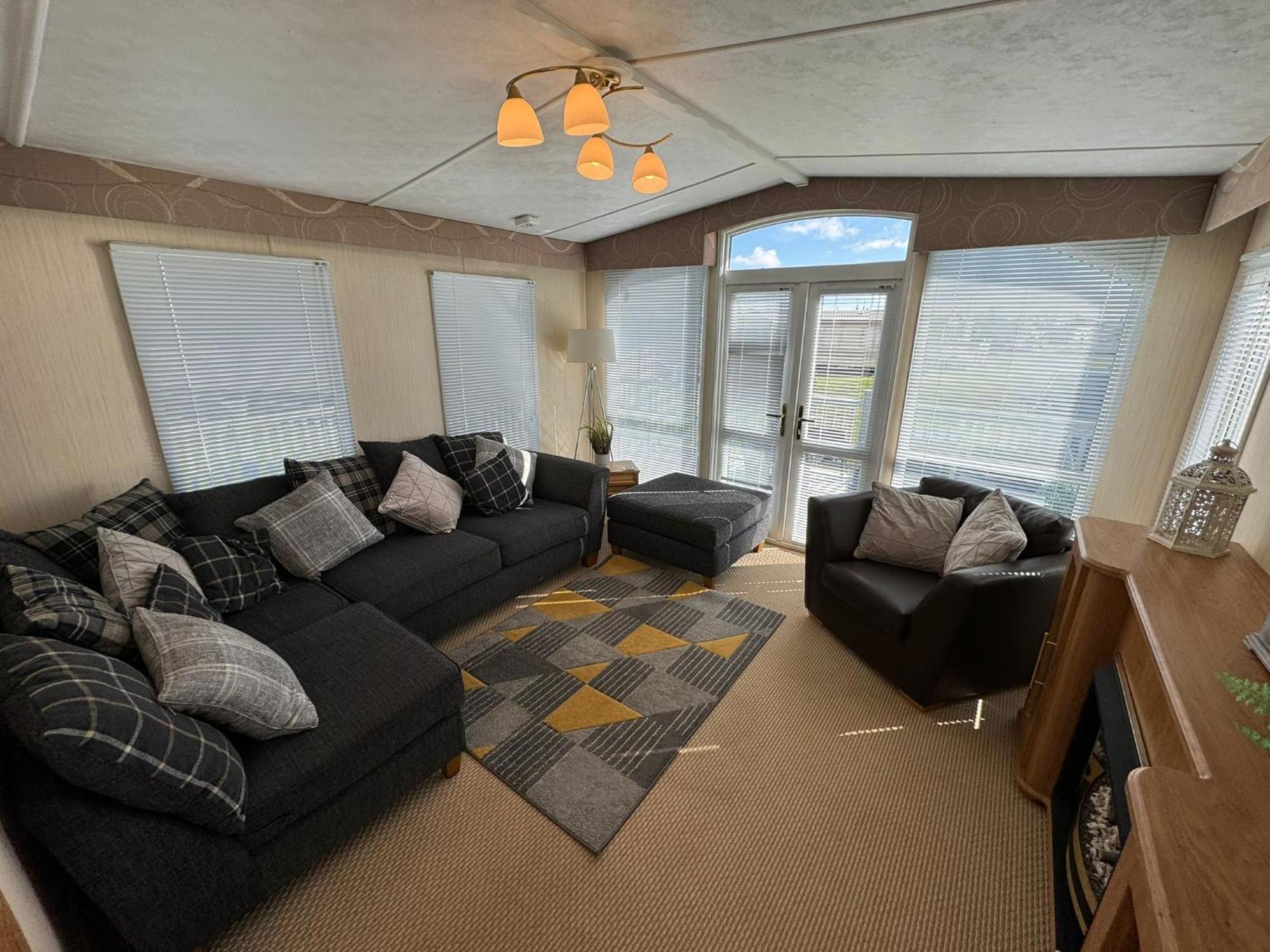 Millfields Holiday Park - The Balmoral - Coastal Caravan Breaks Инголдмелс Екстериор снимка